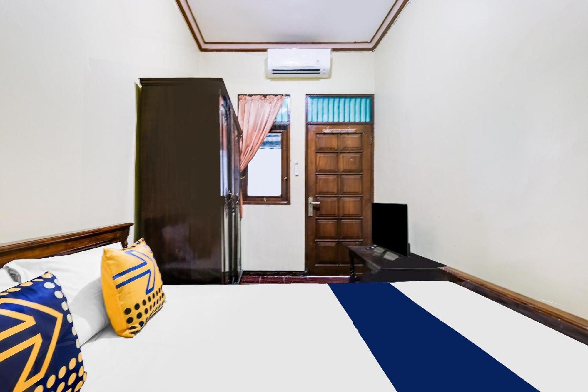 Spot On 92068 Pudja Kesuma Homestay Syariah Yogyakarta Eksteriør billede