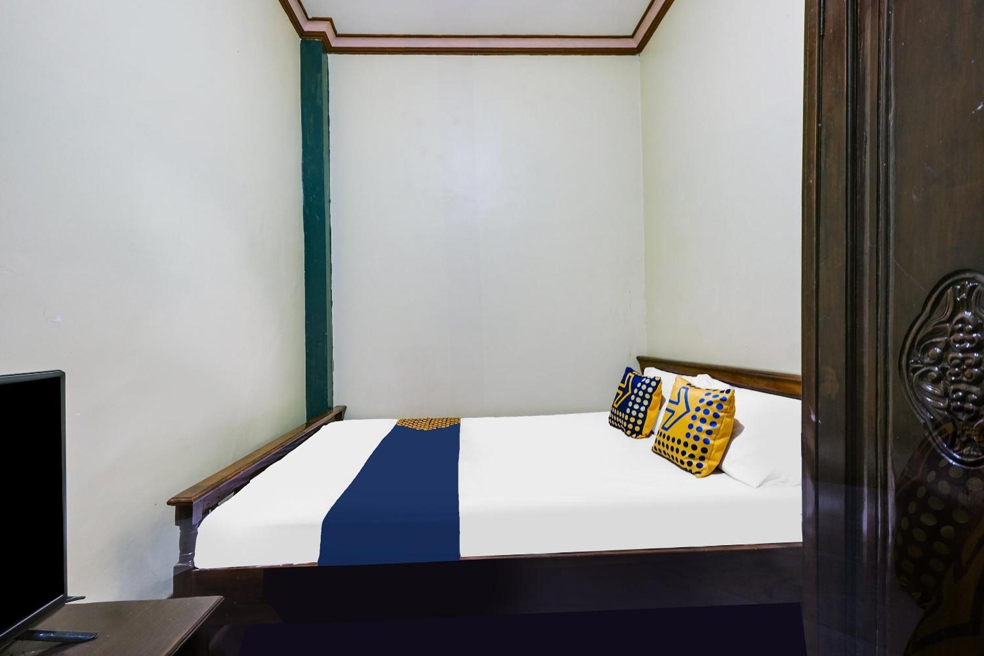 Spot On 92068 Pudja Kesuma Homestay Syariah Yogyakarta Eksteriør billede