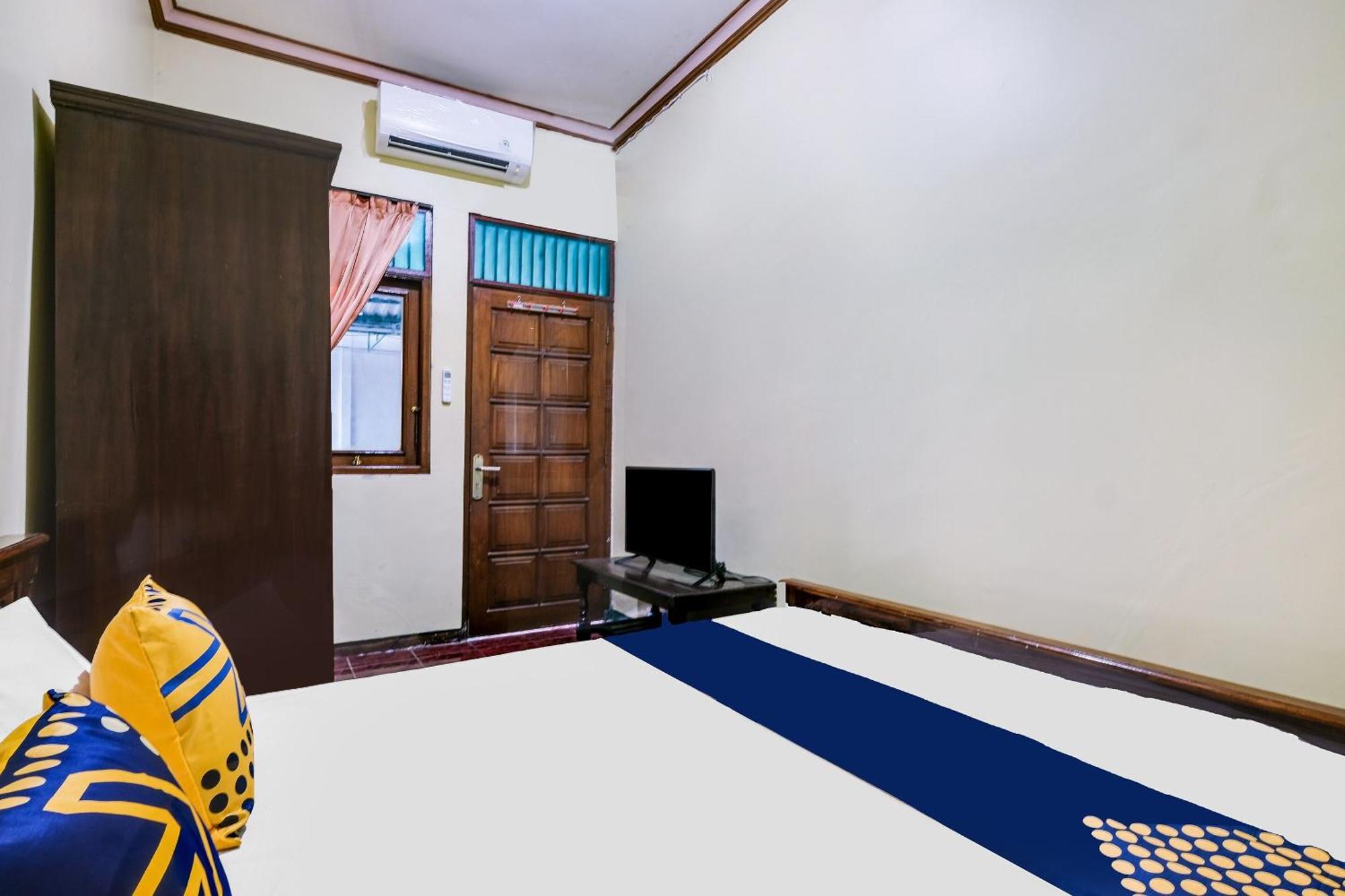 Spot On 92068 Pudja Kesuma Homestay Syariah Yogyakarta Eksteriør billede