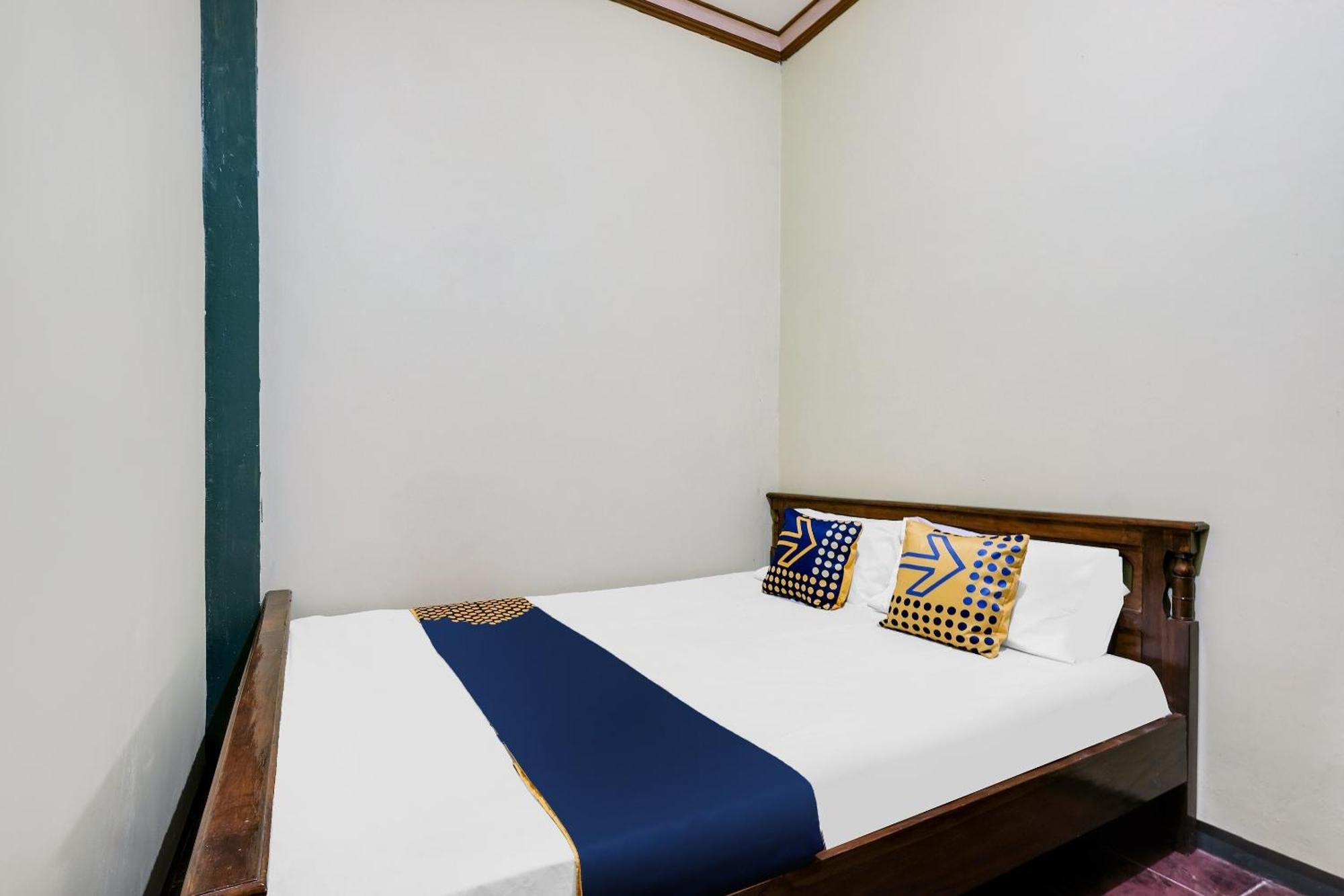 Spot On 92068 Pudja Kesuma Homestay Syariah Yogyakarta Eksteriør billede